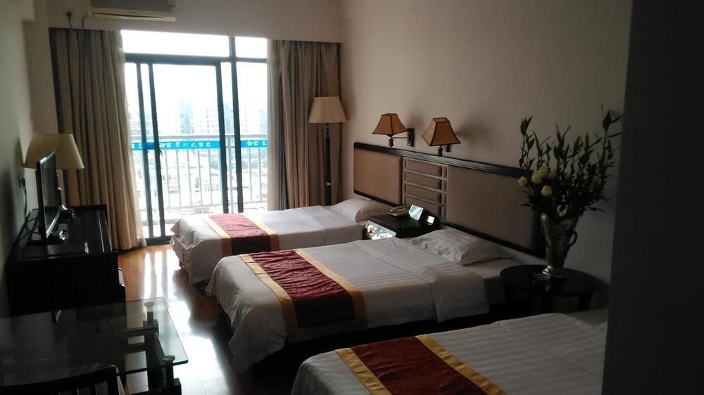 Green Bamboo Hotel Гуйлинь Экстерьер фото